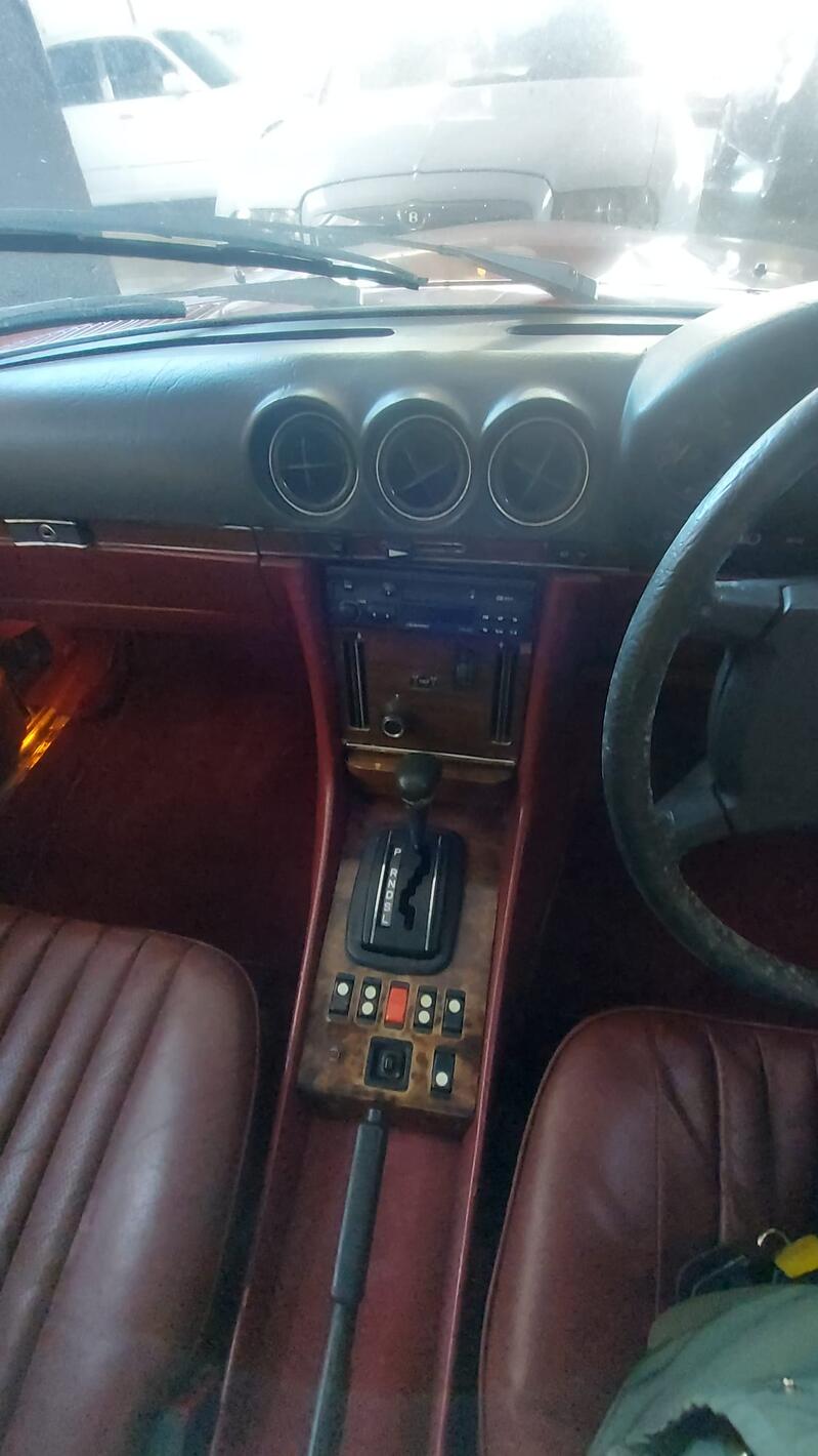 MERCEDES-BENZ 280