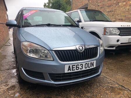 SKODA ROOMSTER 1.2 TSI SE Action