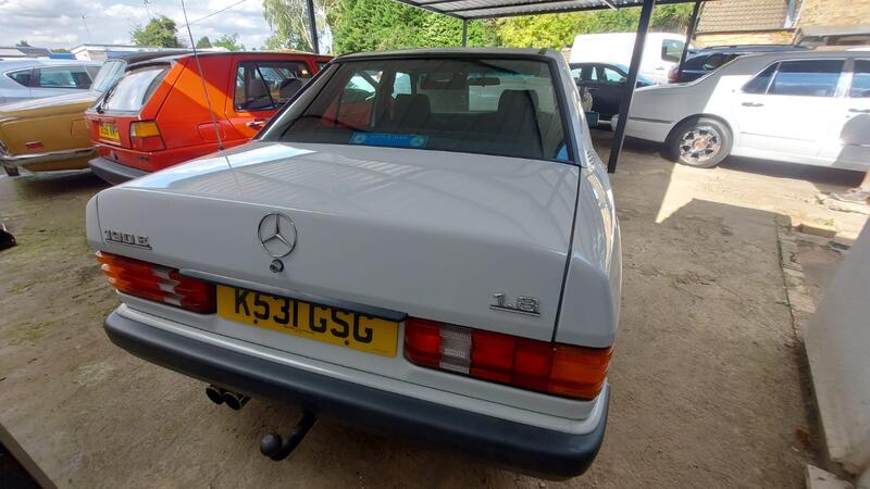 MERCEDES-BENZ 190
