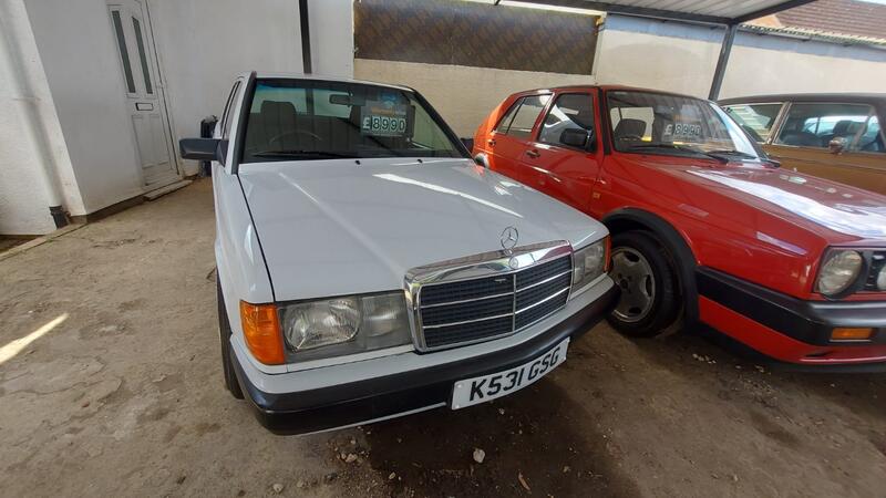 MERCEDES-BENZ 190