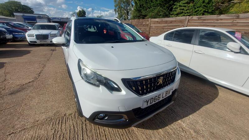 PEUGEOT 2008 1.2 PureTech Allure